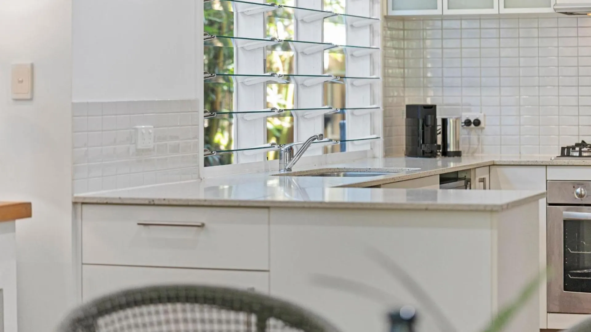 Holiday home 2 Roebellini, 16 Solway Drive - Dog Friendly Tropical Oasis Villa Sunshine Beach Australia