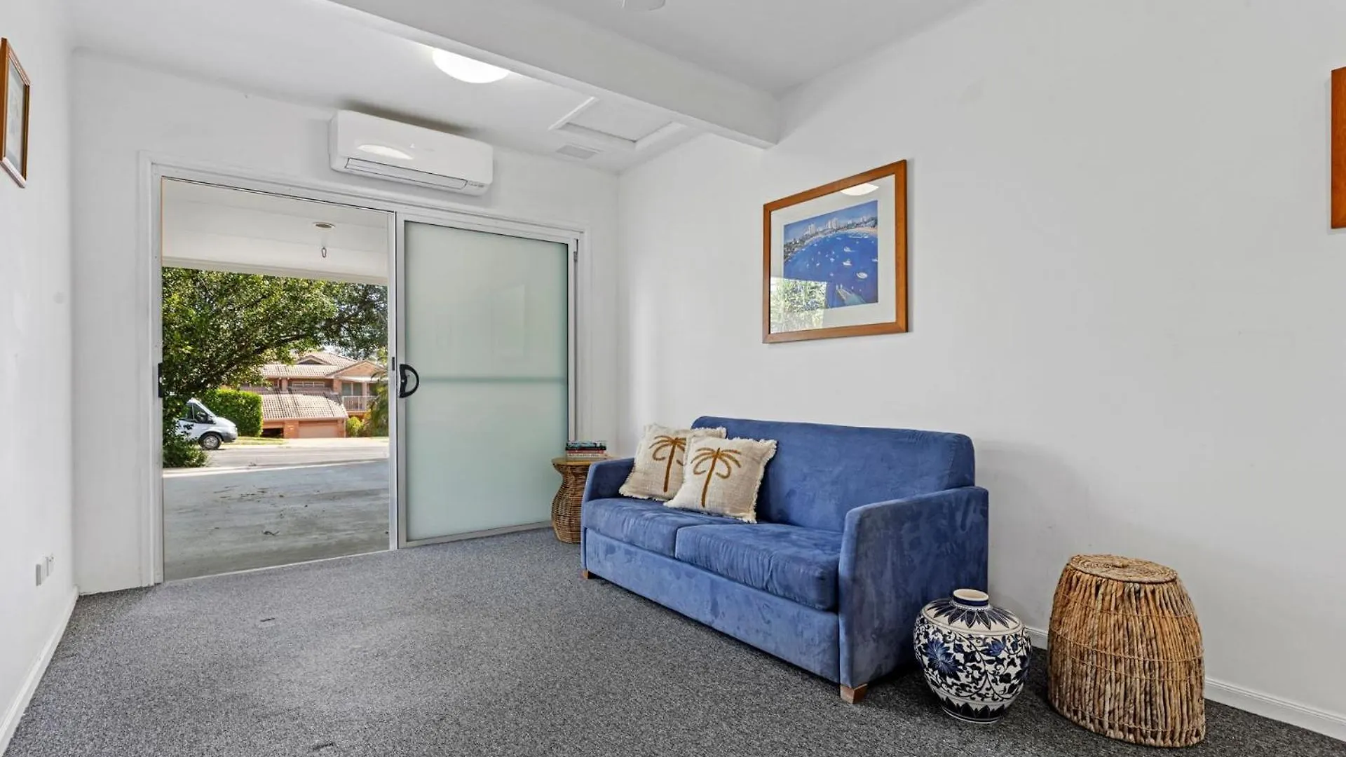 2 Roebellini, 16 Solway Drive - Dog Friendly Tropical Oasis Villa Sunshine Beach Holiday home