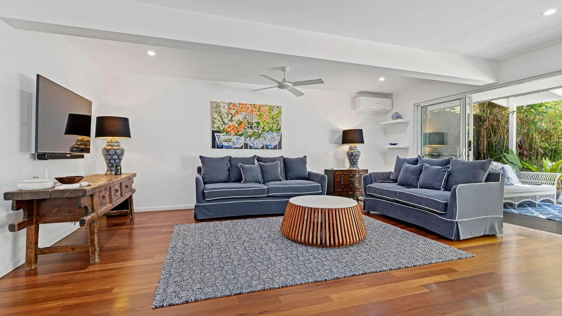 Holiday home 2 Roebellini, 16 Solway Drive - Dog Friendly Tropical Oasis Villa Sunshine Beach Australia